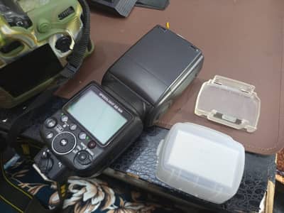 Nikon SB 900 Flash Gun for Sale (Conditino 10/10)
