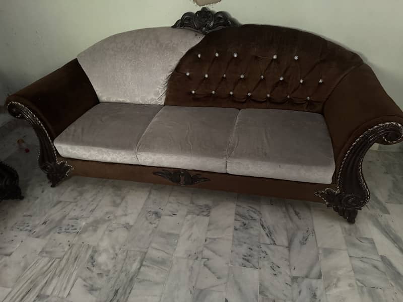 5 seaters sofa set 1