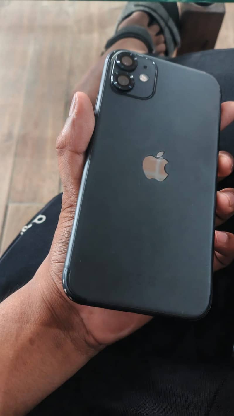 iPhone 11 2