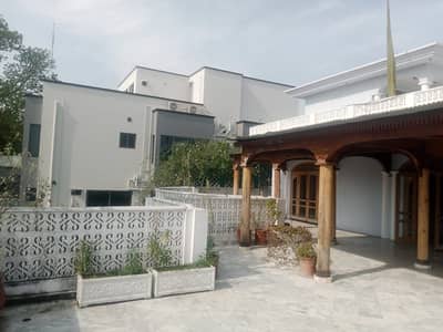 1 Kanal 1 Marla Luxury House for Sale in F-7/4 Islamabad Prime Location