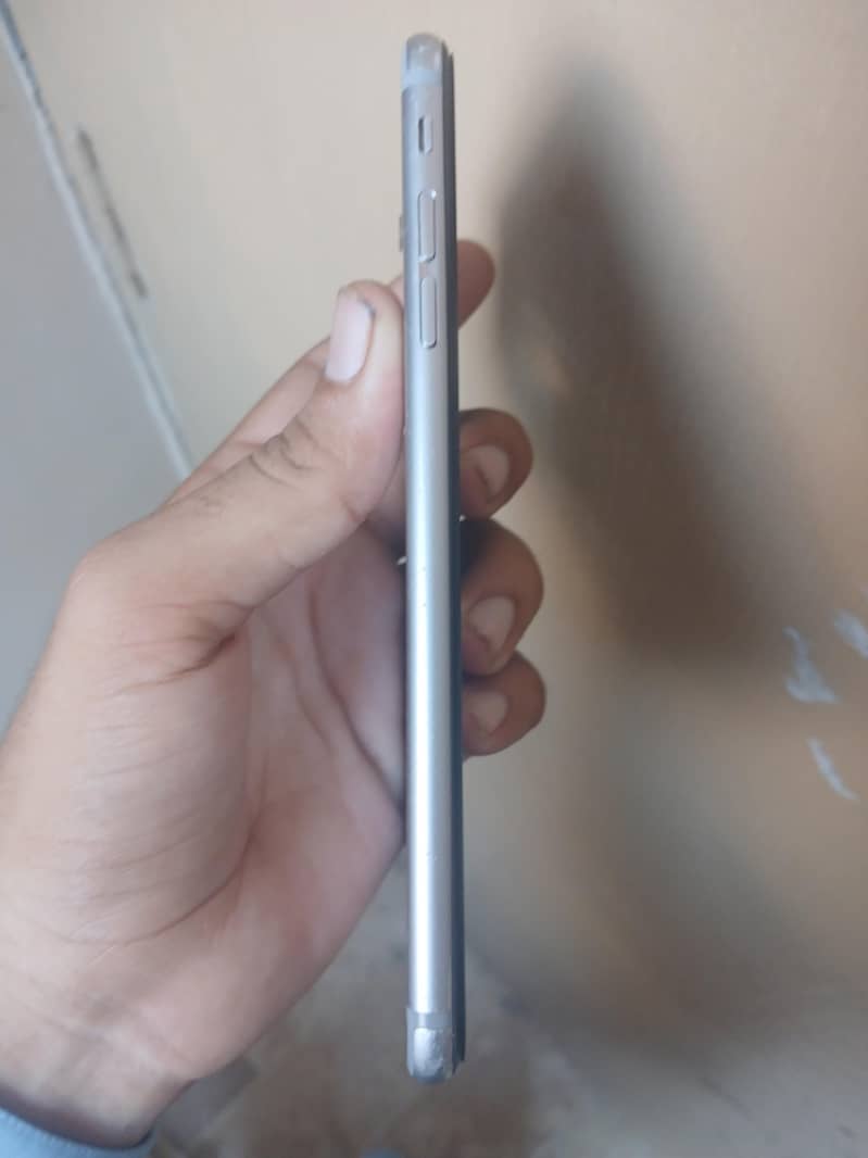 iPhone 6 Plus 3