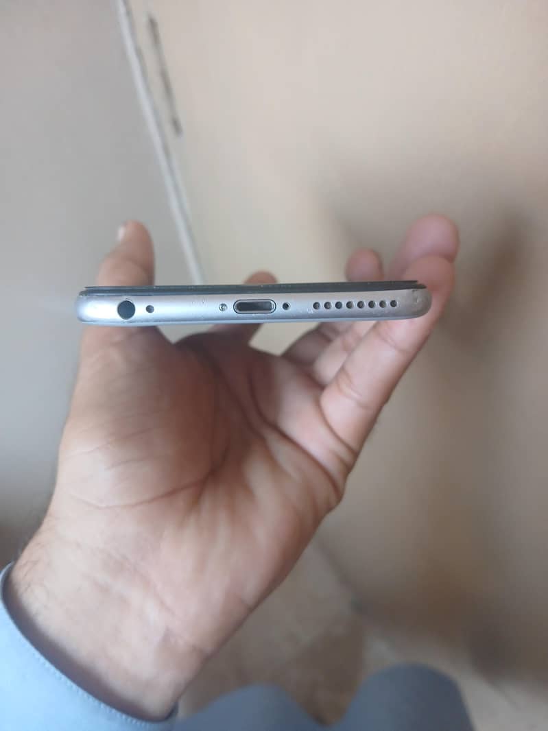 iPhone 6 Plus 4