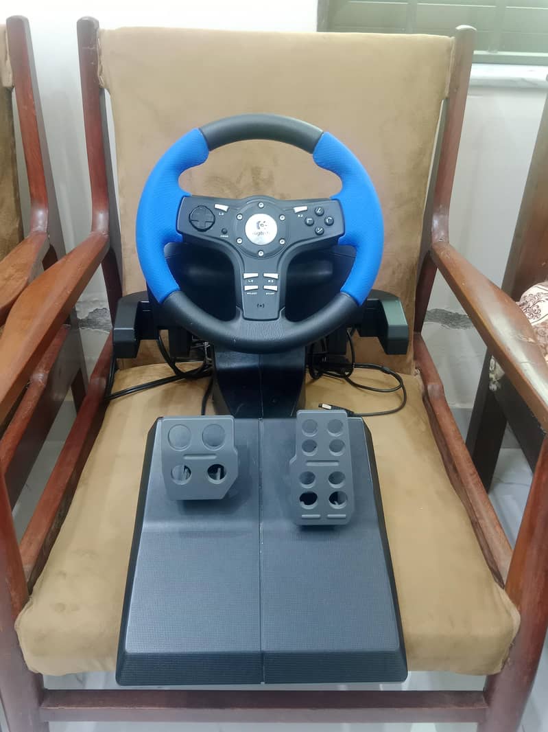 logitech steering wheel 1