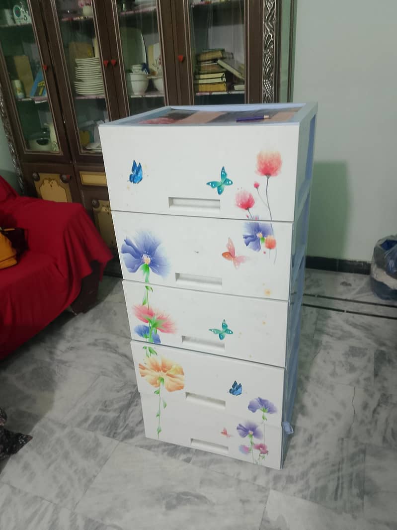 plastic almari 2