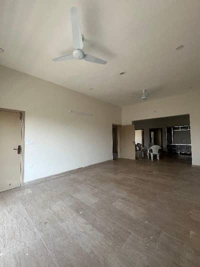 10 Marla House Is Available In LDA Avenue - Block M