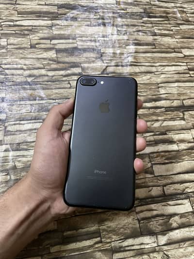 I PHONE 7 plus PTA approved 128 gb with original box