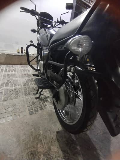 Suzuki GS 150