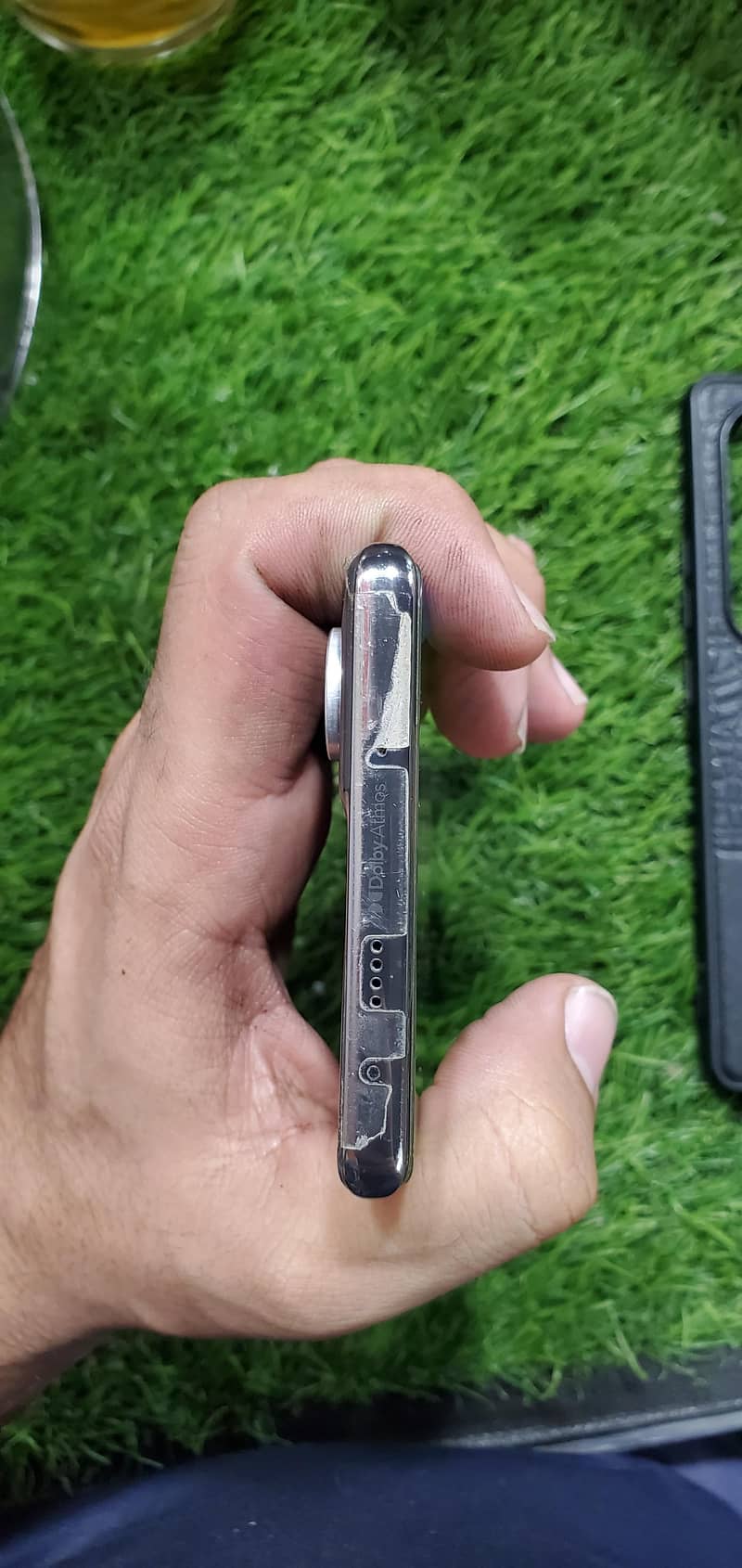 Tecno camon 40 pro 4
