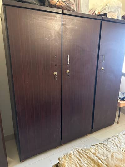 3 door wooden wardrobe