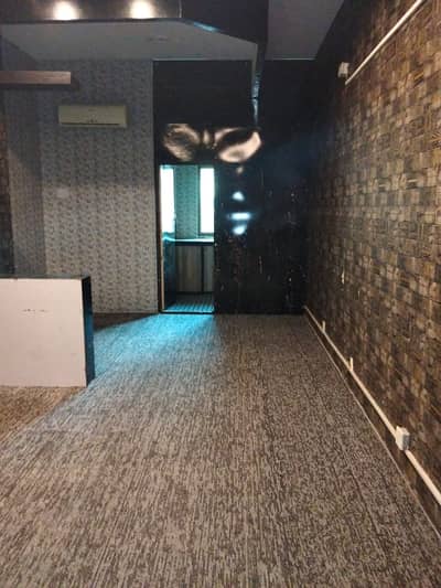 325 Square Feet Office For Rent
