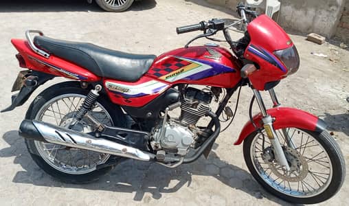 Honda Deluxe 2011 Model