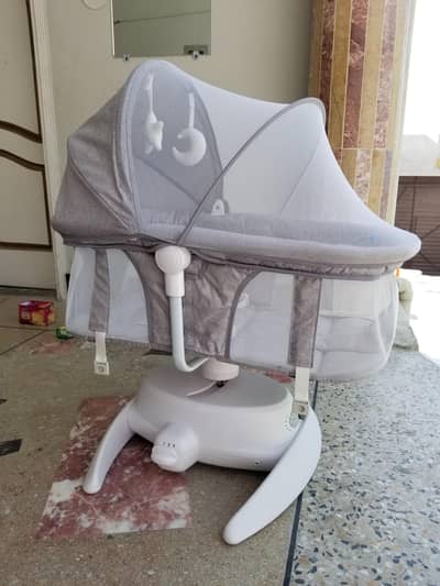 tinnies baby bassinet
