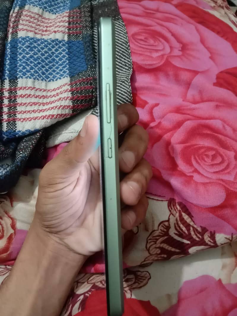 CODE mobile ka naam hai 5
