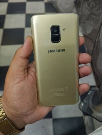 Samsung Galaxy A8 4gb 64gb phone for sale