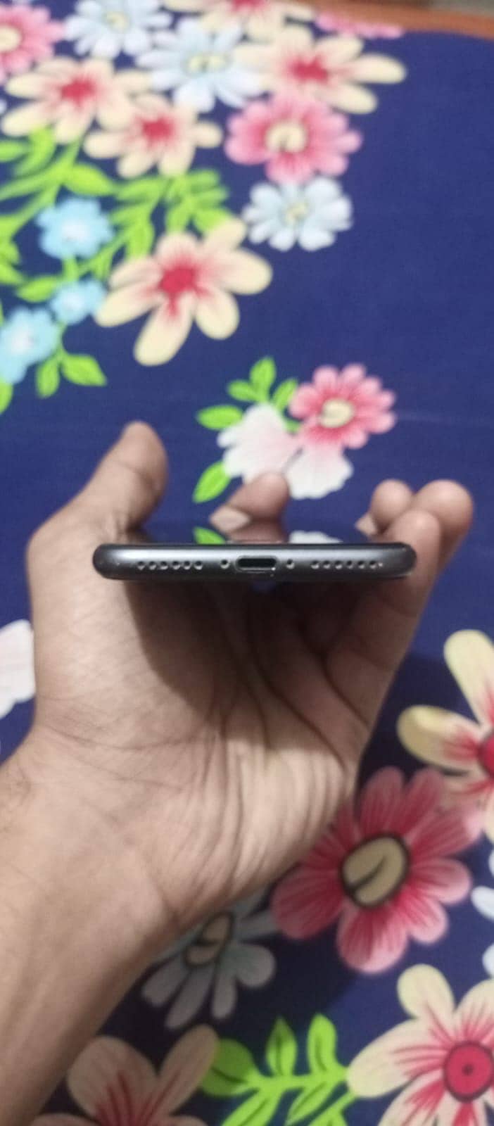iPhone 8 1