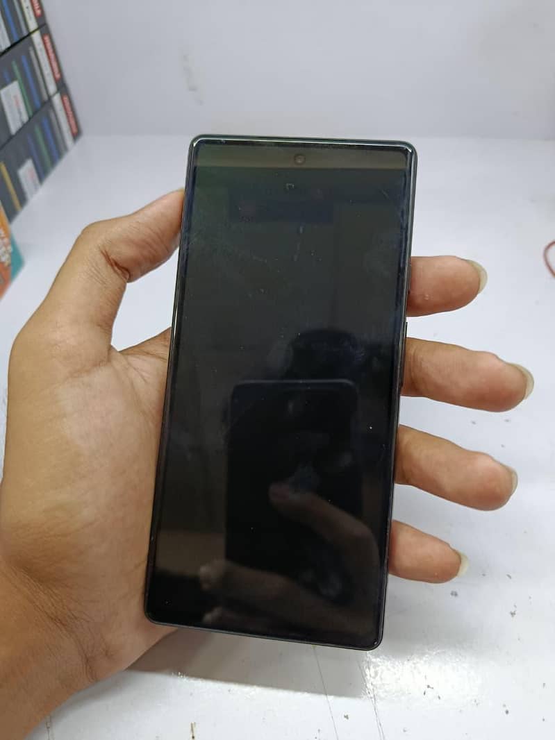 Google Pixel 6A 1