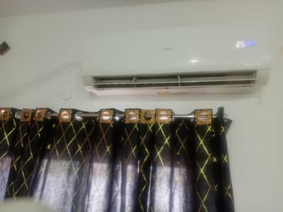HAIER 1.5 ton