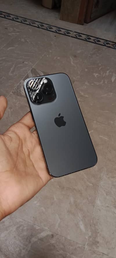 i phone 14 pro black colour
