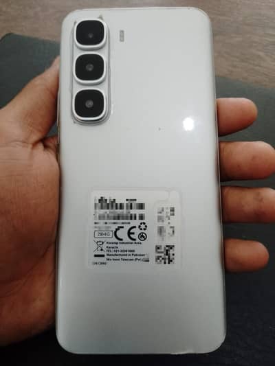 Infinix hot 60 pro plus with original box silver colour Glass Break