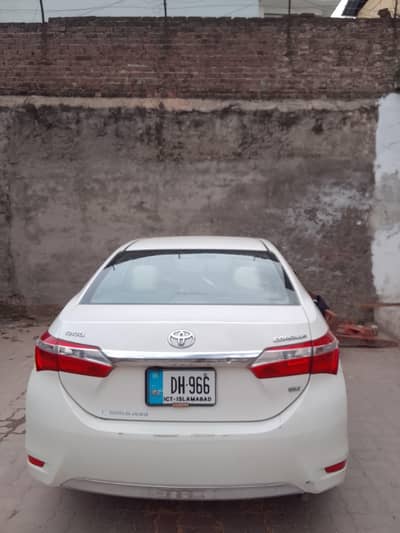 Toyota corolla 2015. GLi