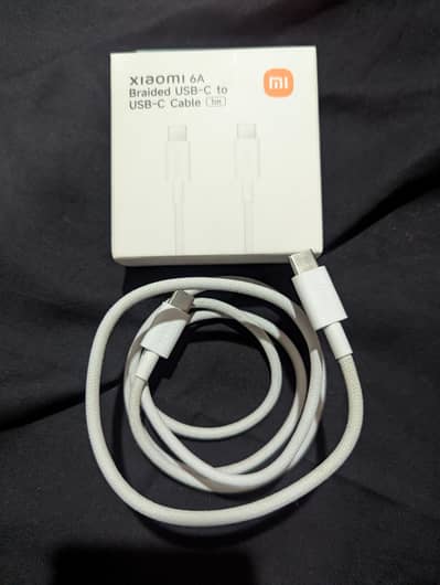 Xiaomi 20 watt type c adapter and 120 watt c to c cable