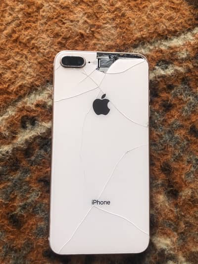 iPhone 8 Plus