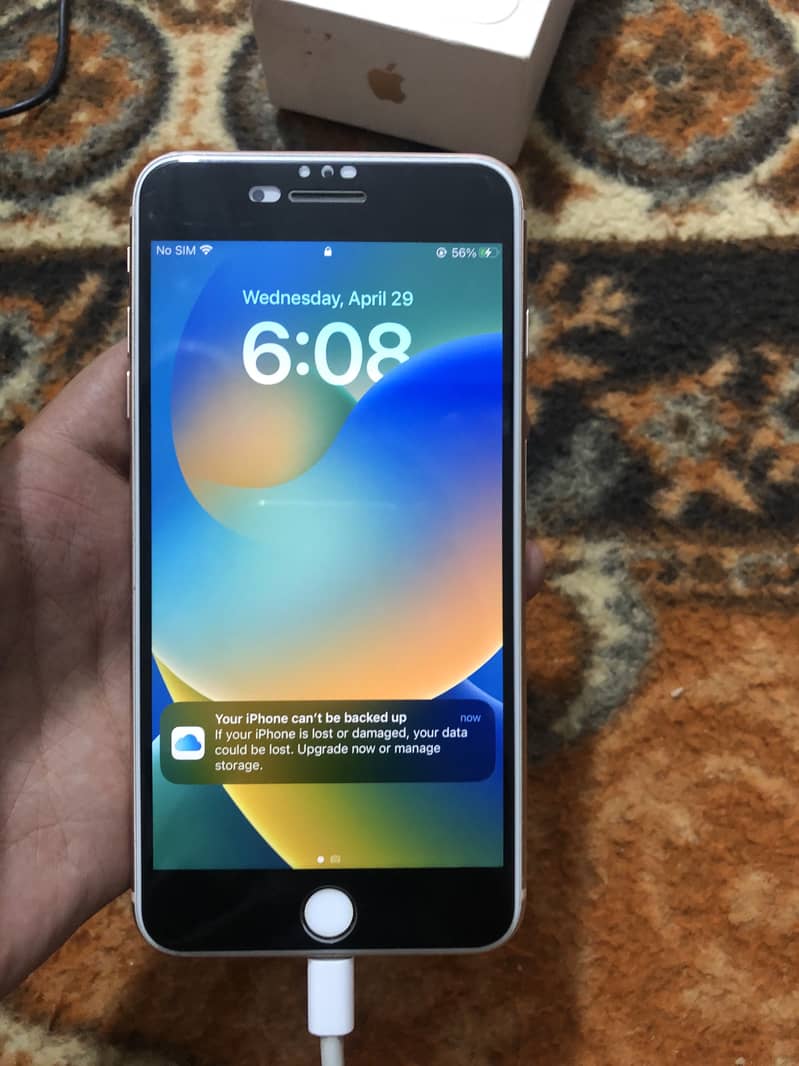 iPhone 8 Plus 1