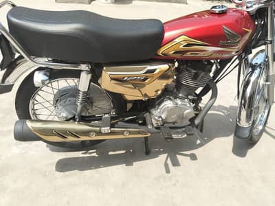 Honda CG 125 Glod Edition 2026 Model