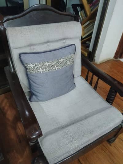 5 seater with cushions