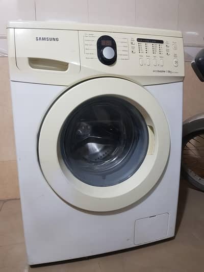 Samsung Front Door Automatic wash & Dry  just like new