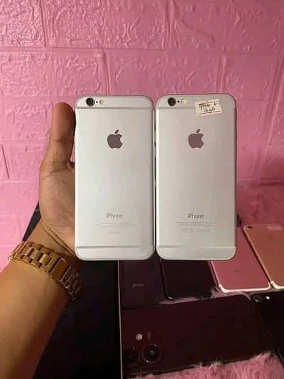 iphone 6 plus 128 GB with box my WhatsApp number 0325/22/61/268