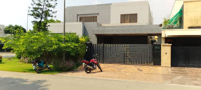 1 Kanal Upper Portion lower lock for Rent 3 Bed Non-Furnished | Demand 160K