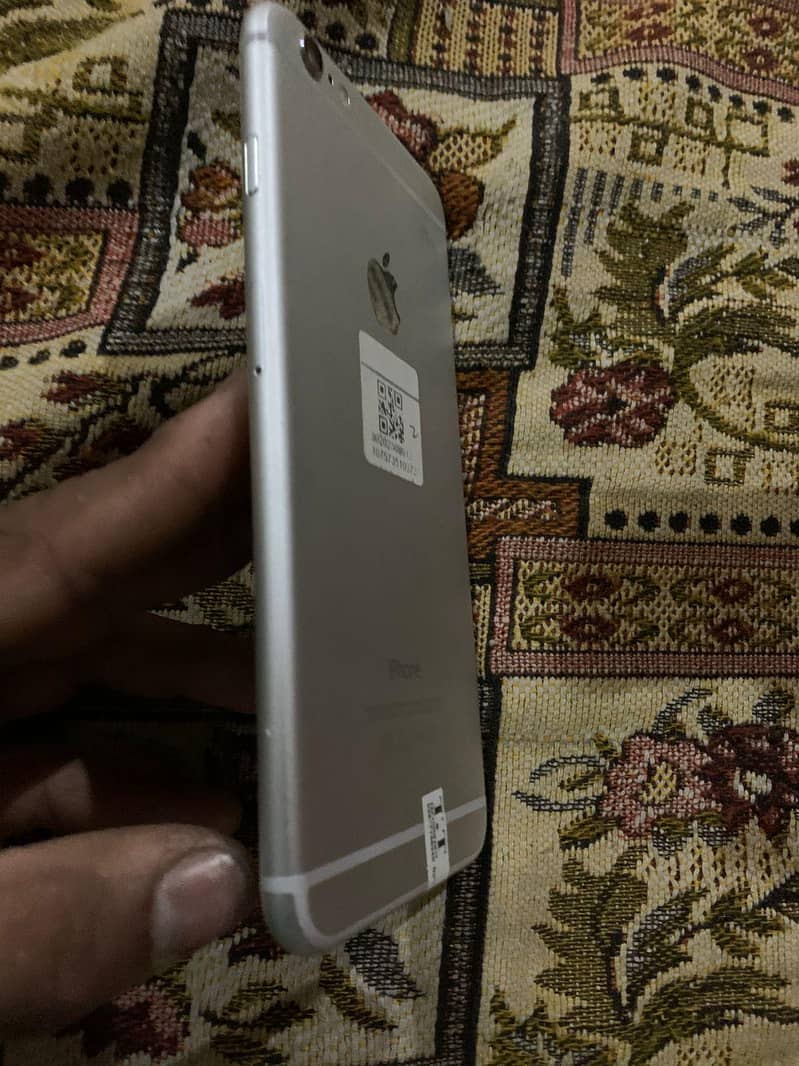 iPhone 6plas 1