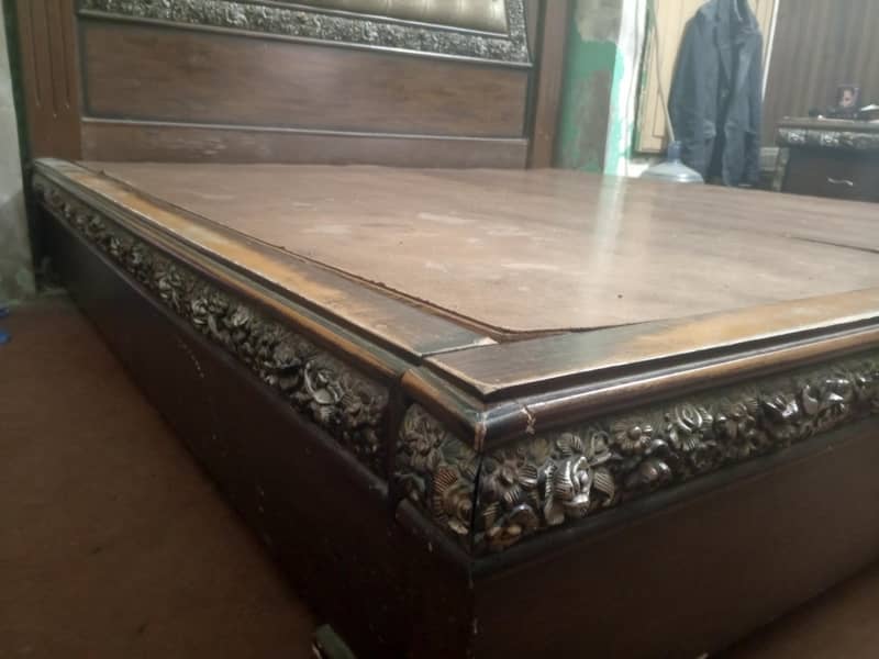 Bed set with dressing table 1