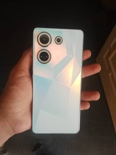 Tecno CAMON 20
