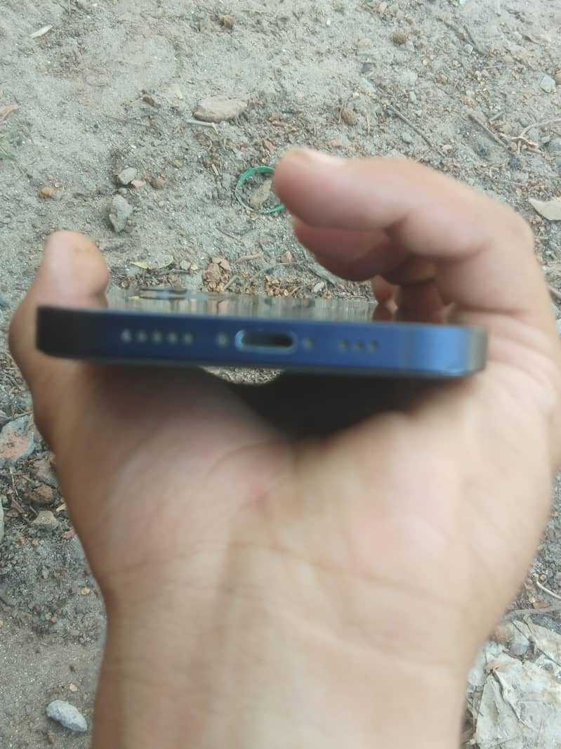 iphone 12 2