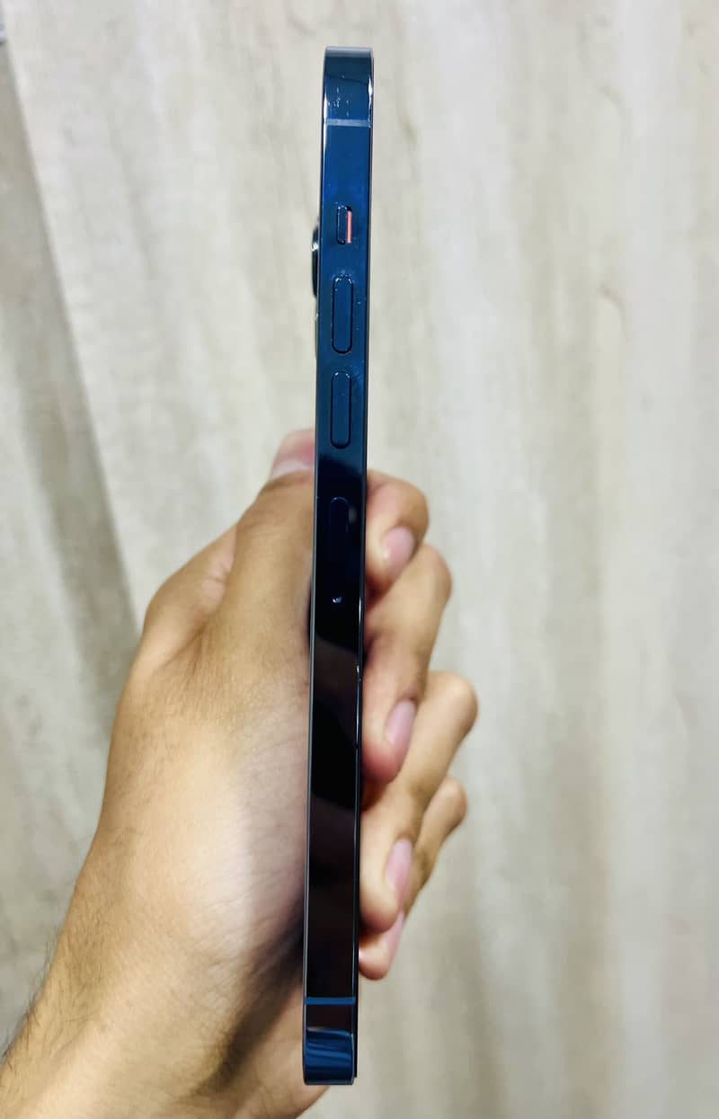 iPhone 13 Pro Max 3