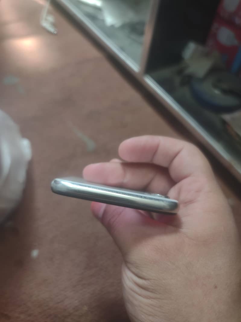 iphone x 3