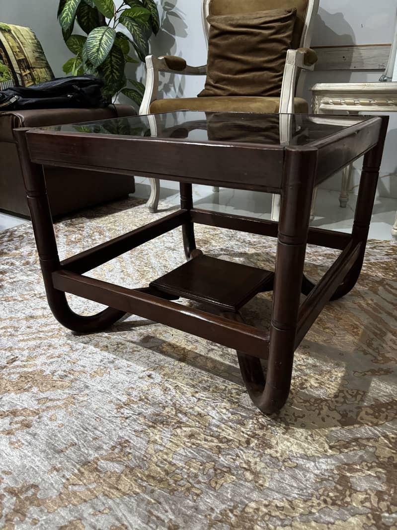 Small center table 1