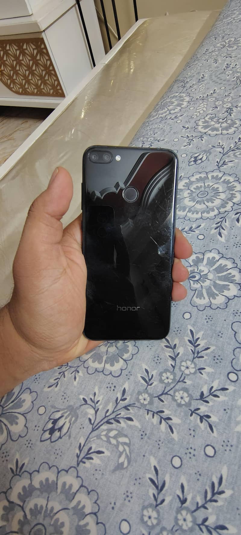 honor 9i 1