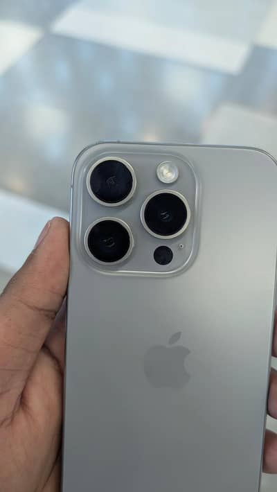 Apple iPhone 15 Pro