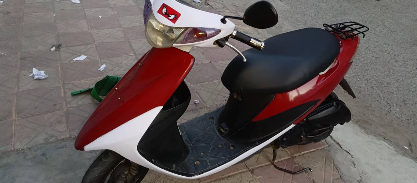 scooty 1