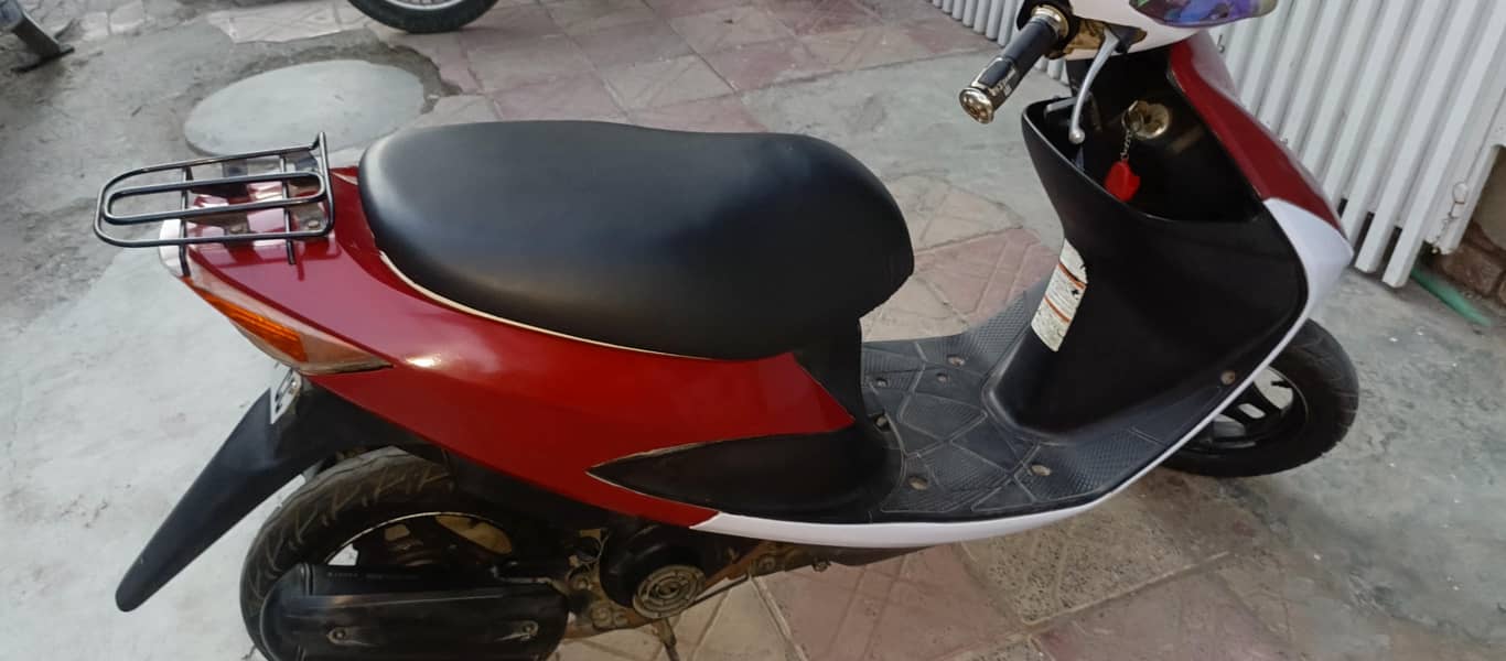 scooty 5