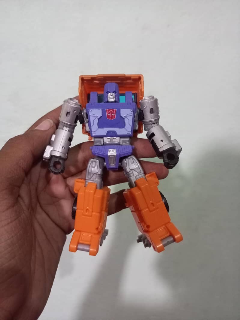 Transformers action figures 2
