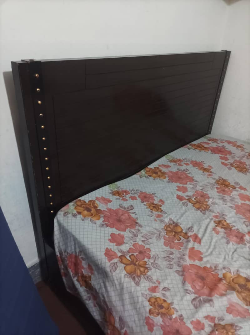 Double Bed Large Size 1