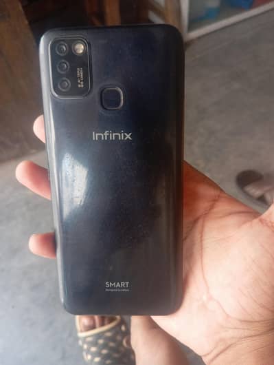 infinix smart 6 4 64 10 by 8 condition normal