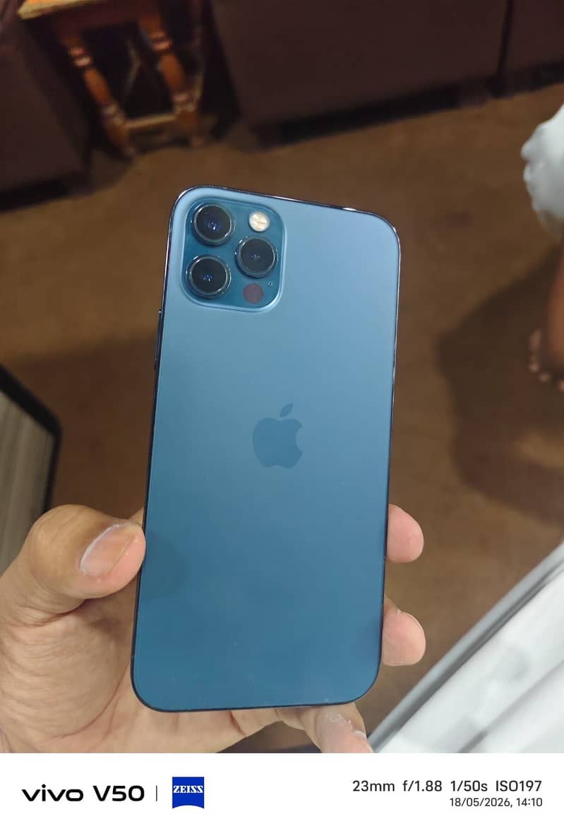 Iphone 12 pro 4