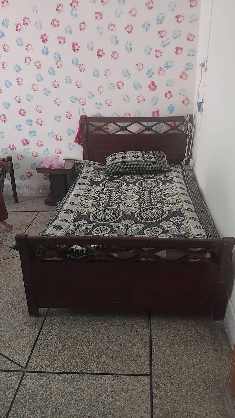 Single Bed 0