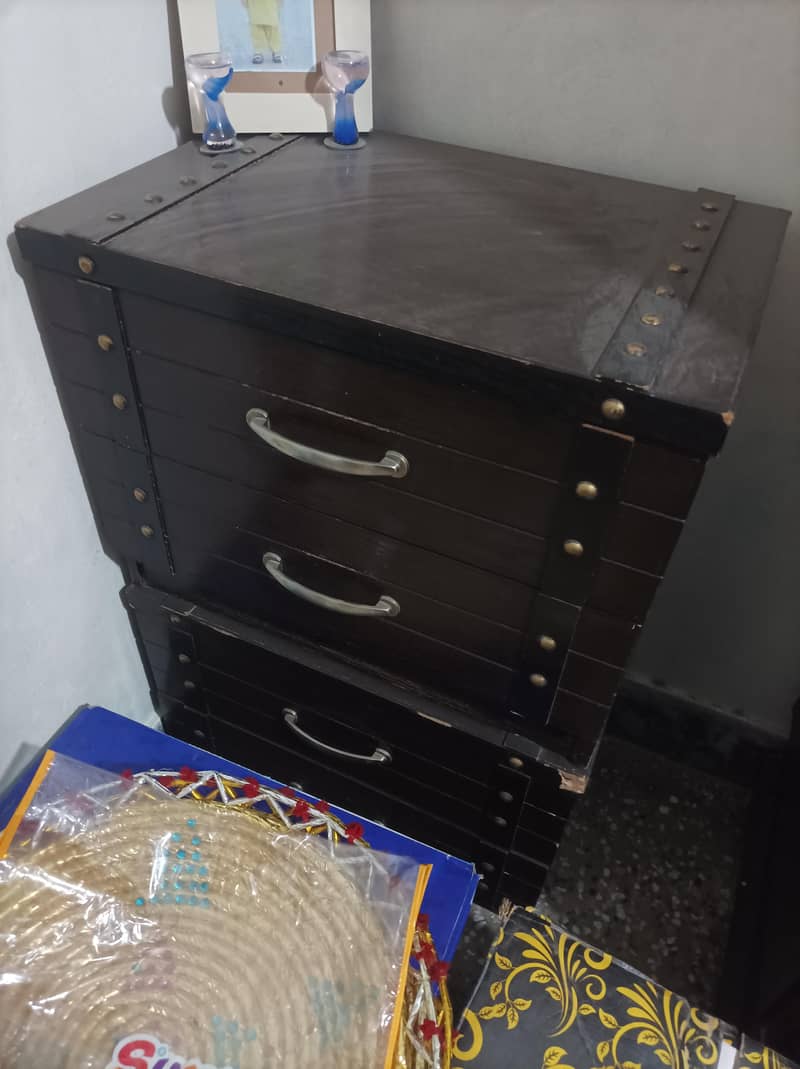 Double Bed Large Size 4