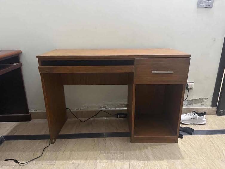 study/ office table 0